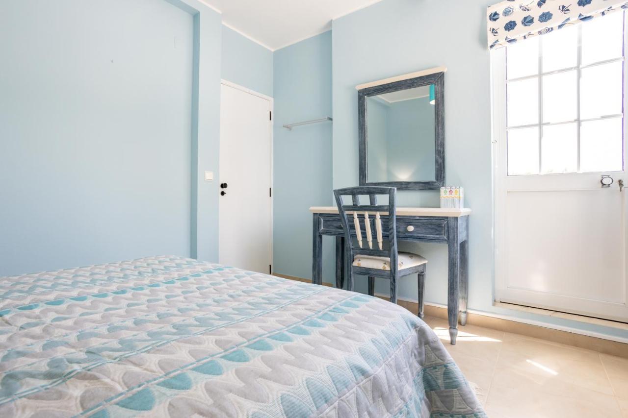 Newly Renovated 2 Bedroom Townhouse - Close To Salema Beach Eksteriør billede