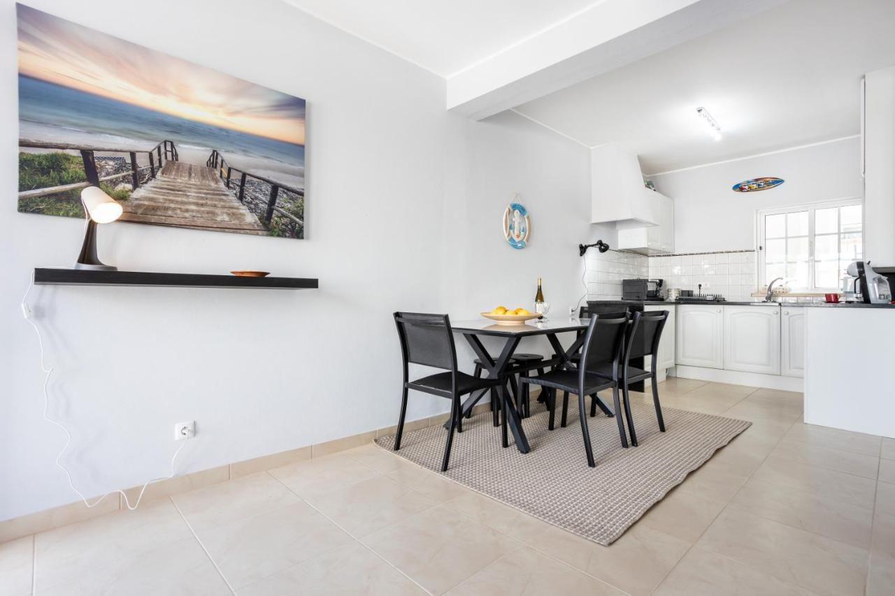 Newly Renovated 2 Bedroom Townhouse - Close To Salema Beach Eksteriør billede