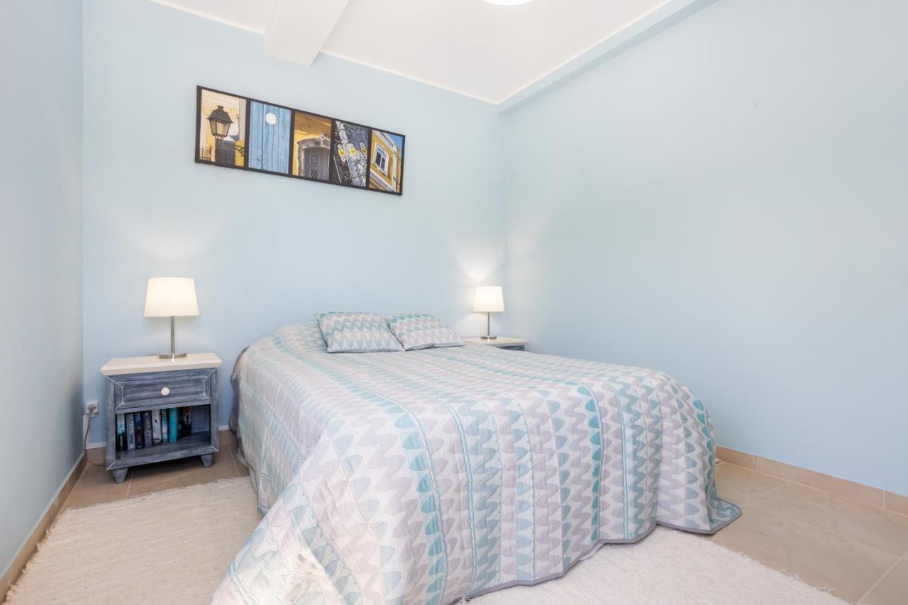 Newly Renovated 2 Bedroom Townhouse - Close To Salema Beach Eksteriør billede